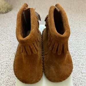 GUC Baby / Toddler Minnetonka Moccasins Size 3